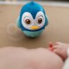 WOOPIE BABY Sensoryczny Pingwinek Wańka Wstańka